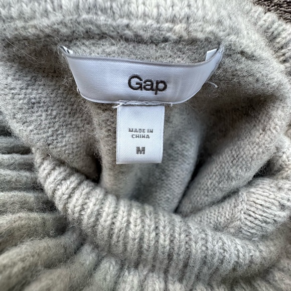 Super cozy turtleneck - Picture 2 of 3